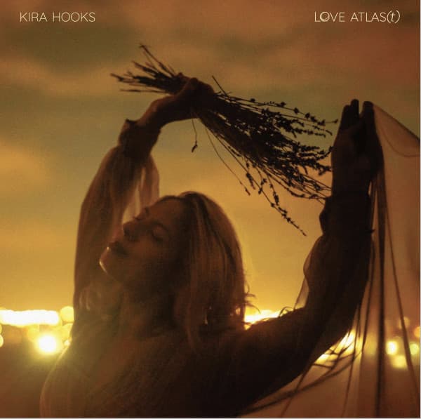 Kira Hooks - Image 1