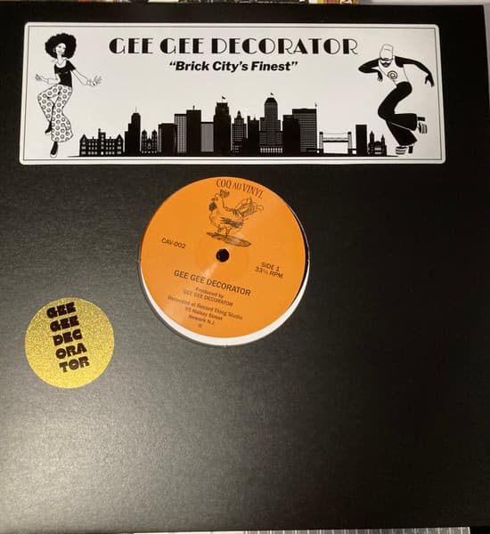 Gee Gee Decorator - Image 1