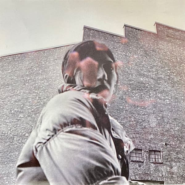 Aldous Harding - Image 1