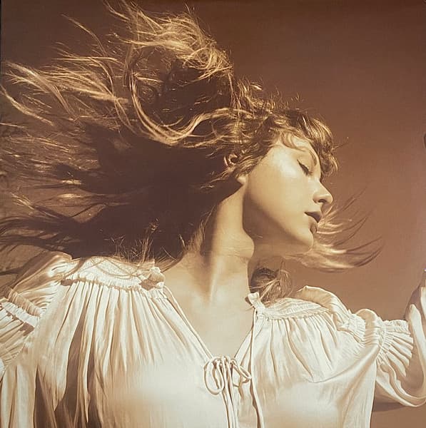 Taylor Swift - Image 1