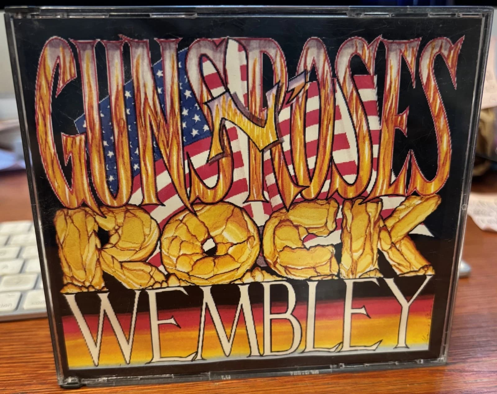 Guns N' Roses - Image 1